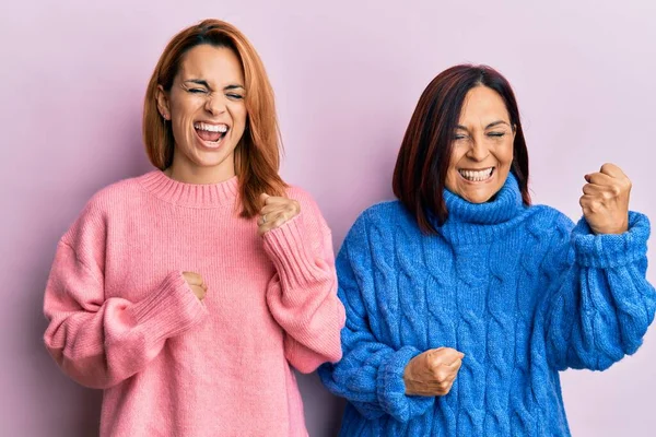 Latin Mother Daughter Wearing Casual Clothes Celebrating Surprised Amazed Success — Stock Photo, Image