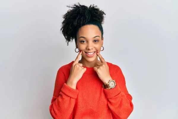 Young African American Girl Wearing Casual Clothes Smiling Open Mouth — Stock Photo, Image