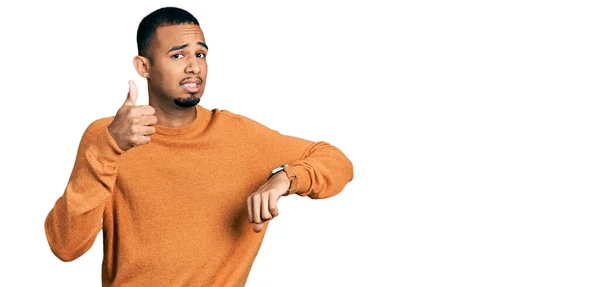 Young African American Man Wearing Casual Clothes Doing Thumbs Disagreement — Stock Photo, Image