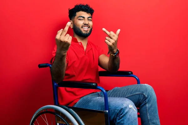 Arab Man Beard Sitting Wheelchair Showing Middle Finger Doing Fuck — Stockfoto