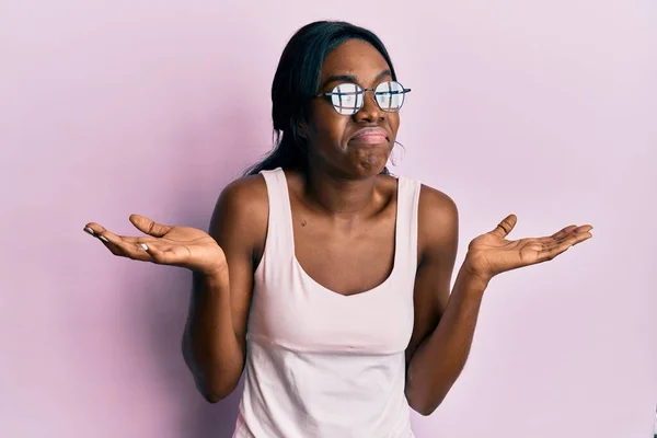 Young African American Woman Wearing Casual Clothes Glasses Clueless Confused — Stock Photo, Image