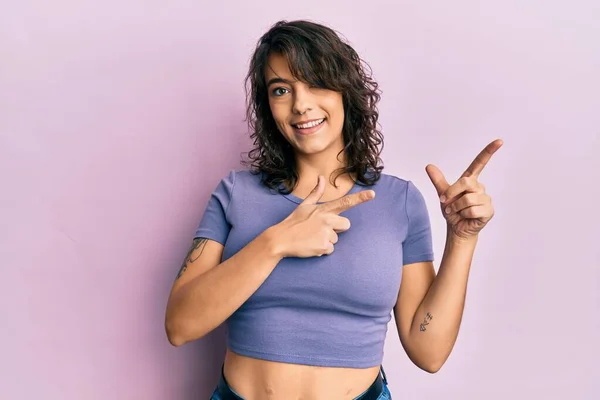 Young Hispanic Woman Wearing Casual Clothes Smiling Looking Camera Pointing — Stock Photo, Image