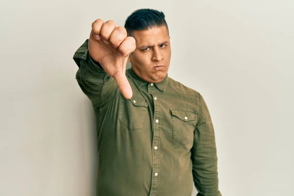 Young Latin Man Wearing Casual Clothes Looking Unhappy Angry Showing — Stock Photo, Image