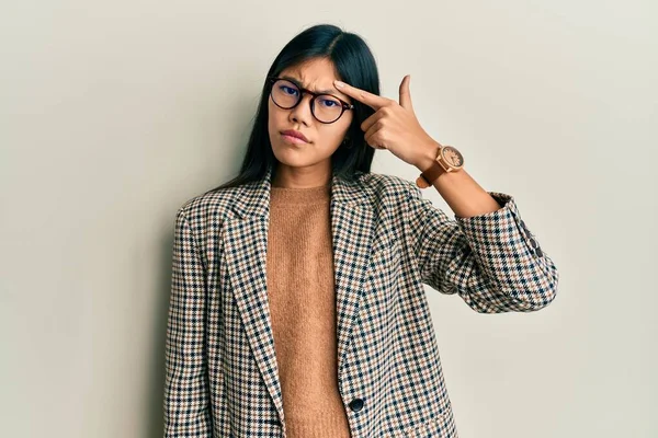 Young Chinese Woman Wearing Business Style Glasses Pointing Unhappy Pimple — Stock Fotó