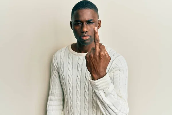 Young African American Man Wearing Casual Clothes Showing Middle Finger — Fotografia de Stock