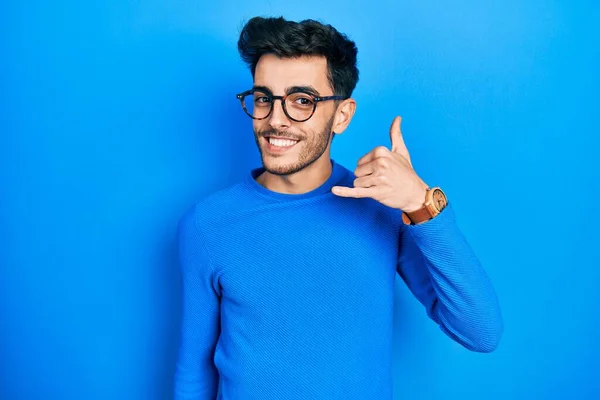 Young Hispanic Man Wearing Casual Clothes Glasses Smiling Doing Phone — Stock Photo, Image