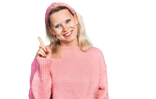 Young Caucasian Woman Wearing Casual Clothes Showing Pointing Finger Number — Stock Photo, Image