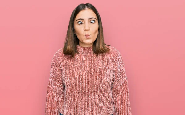 Junge Schöne Frau Lässiger Kleidung Die Fischgesicht Mit Lippen Verrückte — Stockfoto