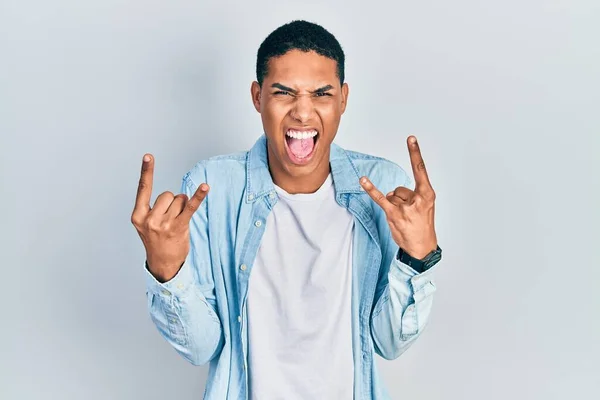 Young African American Guy Wearing Casual Clothes Shouting Crazy Expression — Stock Photo, Image