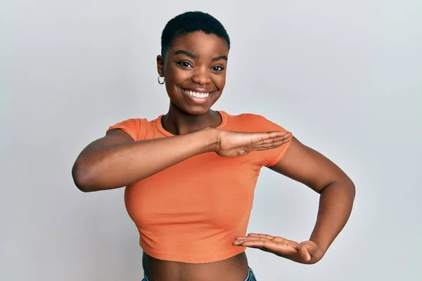 Young African American Woman Wearing Casual Orange Shirt Gesturing Hands — Photo