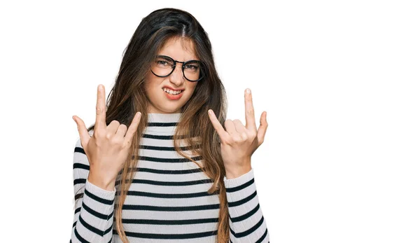 Young Beautiful Teen Girl Wearing Casual Clothes Glasses Shouting Crazy — Stock Photo, Image