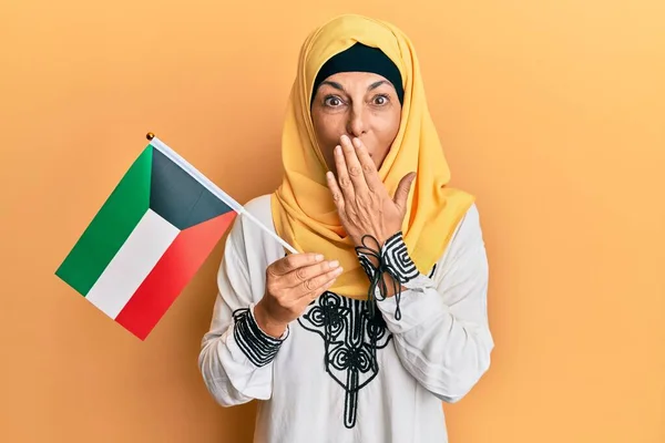 Middle Age Hispanic Woman Wearing Hijab Holding Kuwait Flag Covering — Stock Photo, Image