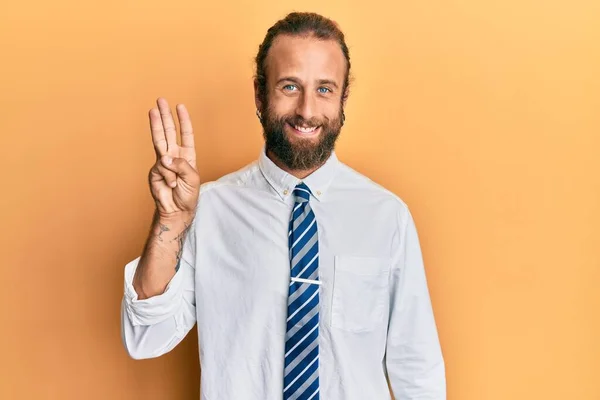 Beau Homme Avec Barbe Cheveux Longs Portant Des Vêtements Travail — Photo