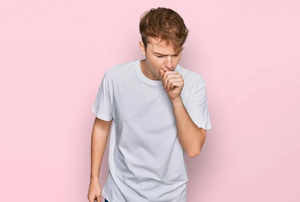 Young Caucasian Man Wearing Casual White Shirt Feeling Unwell Coughing — Stock Photo, Image