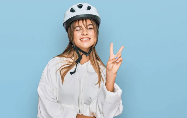 Teenager Caucasian Girl Wearing Bike Helmet Smiling Happy Face Winking — ストック写真