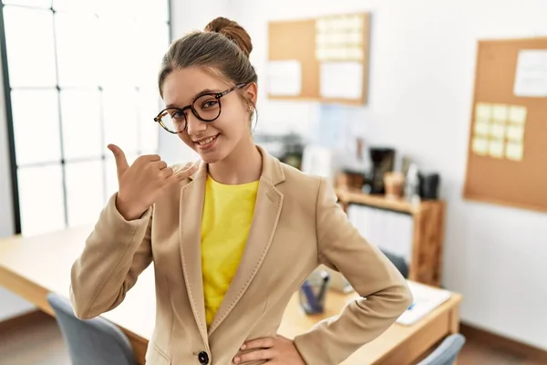 Young Brunette Teenager Wearing Business Style Office Smiling Doing Phone — 스톡 사진