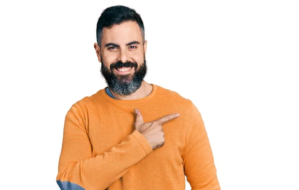 Spaanse Man Met Baard Casual Wintertrui Vrolijk Met Een Glimlach — Stockfoto