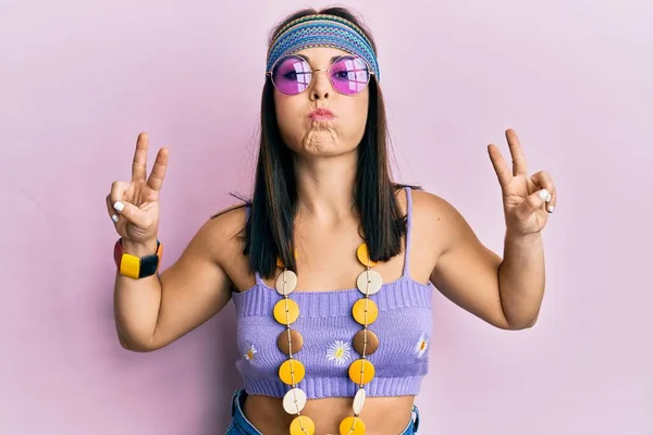 Junge Brünette Frau Bohemien Und Hippie Stil Die Mit Lustigem — Stockfoto