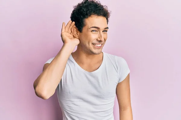 Young Handsome Man Wearing Casual White Shirt Smiling Hand Ear — Stock Photo, Image