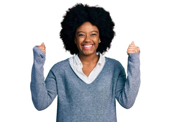 Young African American Woman Wearing Business Clothes Celebrating Surprised Amazed — Stock Photo, Image