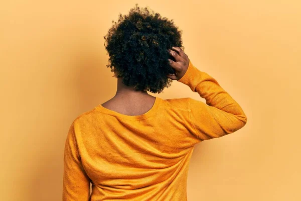 Young African American Woman Wearing Casual Clothes Backwards Thinking Doubt — Stock Photo, Image