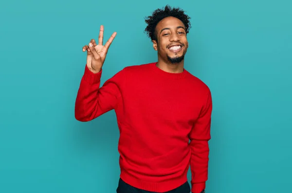 Jovem Afro Americano Com Barba Vestindo Camisola Inverno Casual Sorrindo — Fotografia de Stock