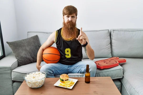 Caucasian Man Long Beard Holding Basketball Ball Cheering Game Pointing — Stock Photo, Image