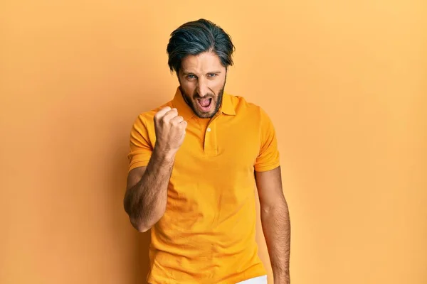 Young Hispanic Man Wearing Casual Yellow Shirt Angry Mad Raising — Stock Photo, Image