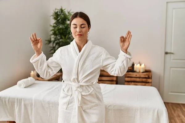 Young Beautiful Hispanic Woman Wearing Bathrobe Wellness Spa Relax Smiling — Stock Photo, Image