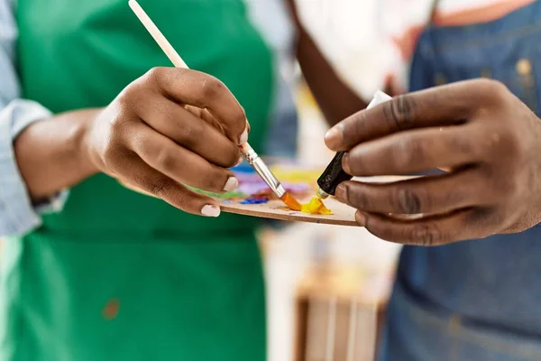 Hands African American Painter Couple Holding Paintbrush Palette Art Studio — Stock Photo, Image