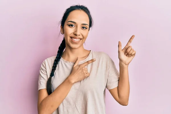 Young Hispanic Girl Wearing Casual White Shirt Smiling Looking Camera — Stock Photo, Image