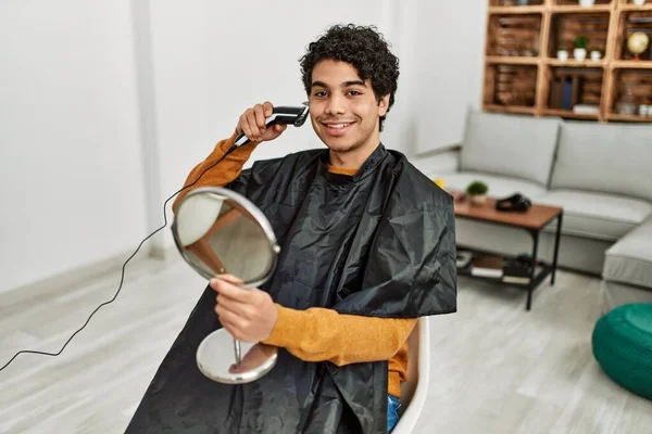 Young Hispanic Man Cutting Beard Himself Home — Stock Photo, Image