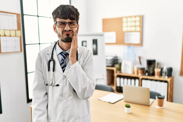 Hispanic Man Beard Wearing Doctor Uniform Stethoscope Office Touching Mouth — Stock Photo, Image