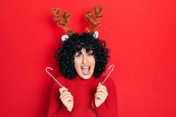 Jeune Femme Moyen Orient Portant Des Cornes Renne Noël Mignon — Photo