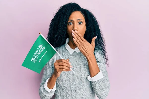 Middeleeuwse Afro Amerikaanse Vrouw Met Een Koninkrijk Van Saoedi Arabië — Stockfoto