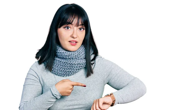 Young Hispanic Size Woman Wearing Winter Scarf Hurry Pointing Watch — Stock Photo, Image