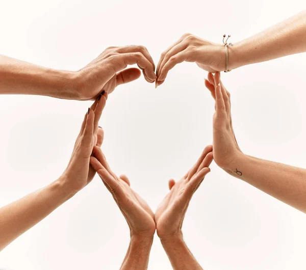 Grupo Jóvenes Amigos Con Las Manos Juntas Haciendo Símbolo Del — Foto de Stock