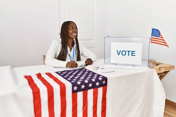 Jeune Travailleur Parti Politique Afro Américain Travaillant Collège Électoral — Photo