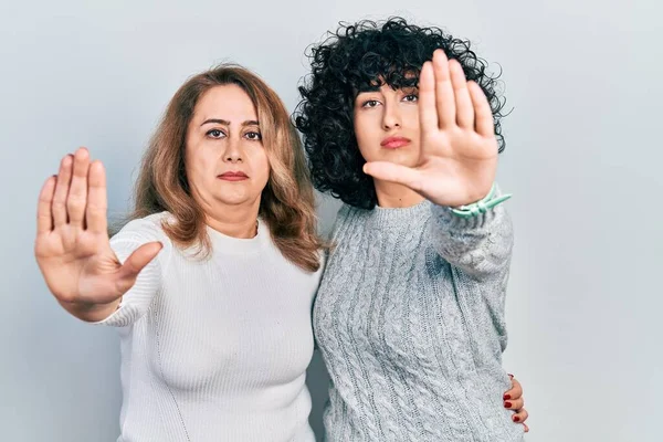 Middle East Mother Daughter Wearing Casual Clothes Doing Stop Sing — Stock Photo, Image