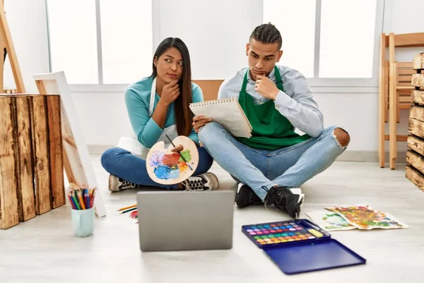 Young Latin Couple Having Online Paint Class Art Studio Serious — Stock Fotó