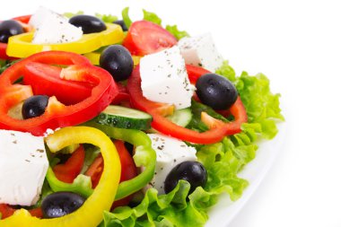 Taze sebze salatası.