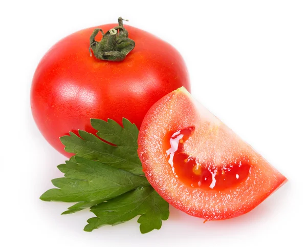 Verse tomaat op wit — Stockfoto