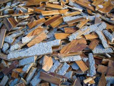 İnşaat alanı parke enkazı