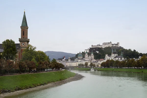 Vista panorámica del paisaje urbano de Salzburgo —  Fotos de Stock