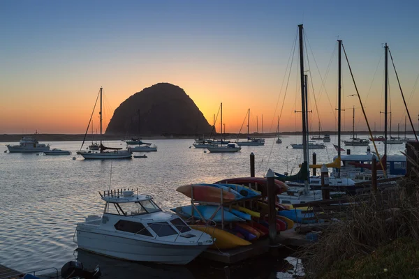 Morro Rock in sunset at Morro Bay, California, USA — Stock Photo, Image