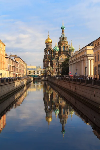 Kathedrale auf dem vergossenen Blut, st petersburg — Stockfoto