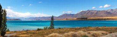 Tekapo Gölü ve Güney Alpleri panoramik manzara, Yeni Zelanda