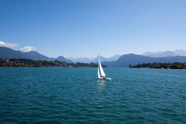 Navigare sul lago di Lucerna — Foto Stock