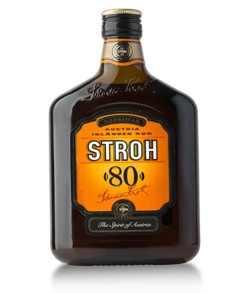 Garrafa de rum stroh — Fotografia de Stock
