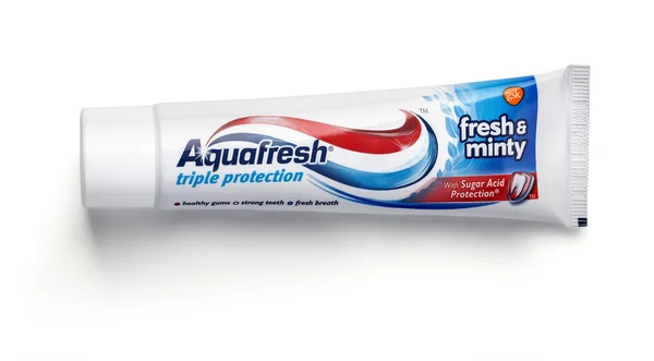 Pasta do zębów Aquafresh biały — Zdjęcie stockowe
